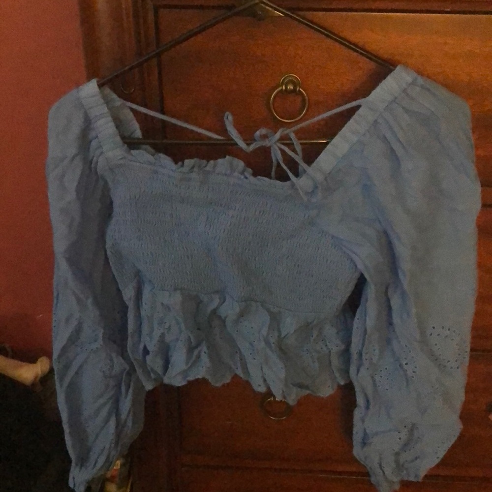 Cropped royal blue blouse brand new tags on never worn.